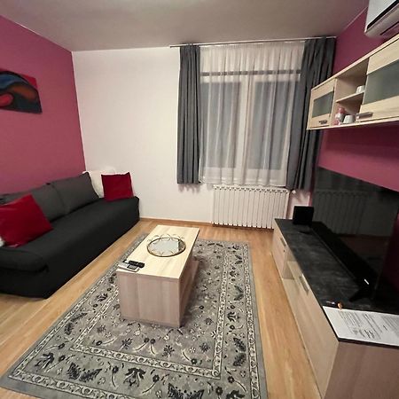 Corvin Pearl Deluxe Apartamento Budapeste Exterior foto