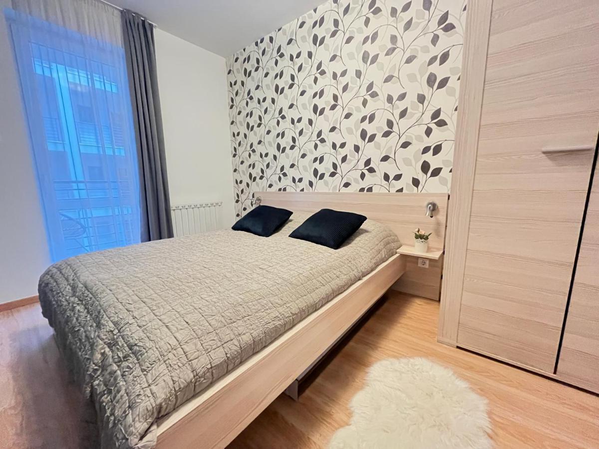 Corvin Pearl Deluxe Apartamento Budapeste Exterior foto
