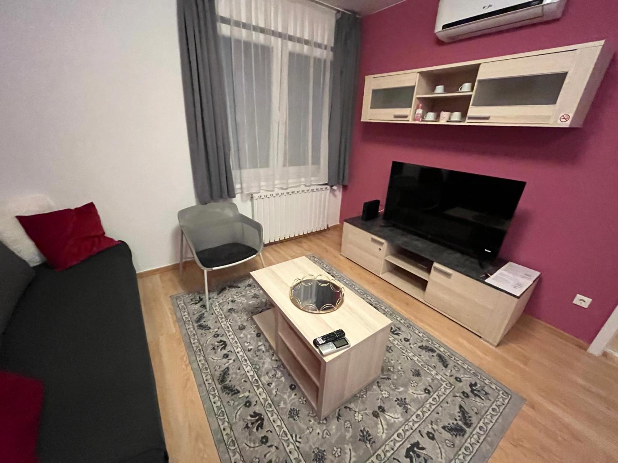 Corvin Pearl Deluxe Apartamento Budapeste Exterior foto