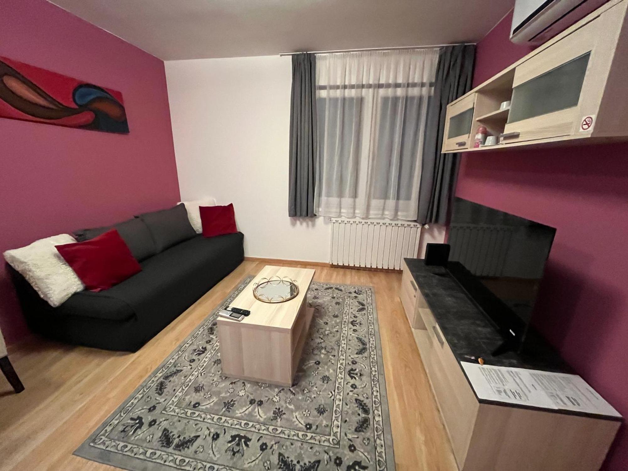 Corvin Pearl Deluxe Apartamento Budapeste Exterior foto
